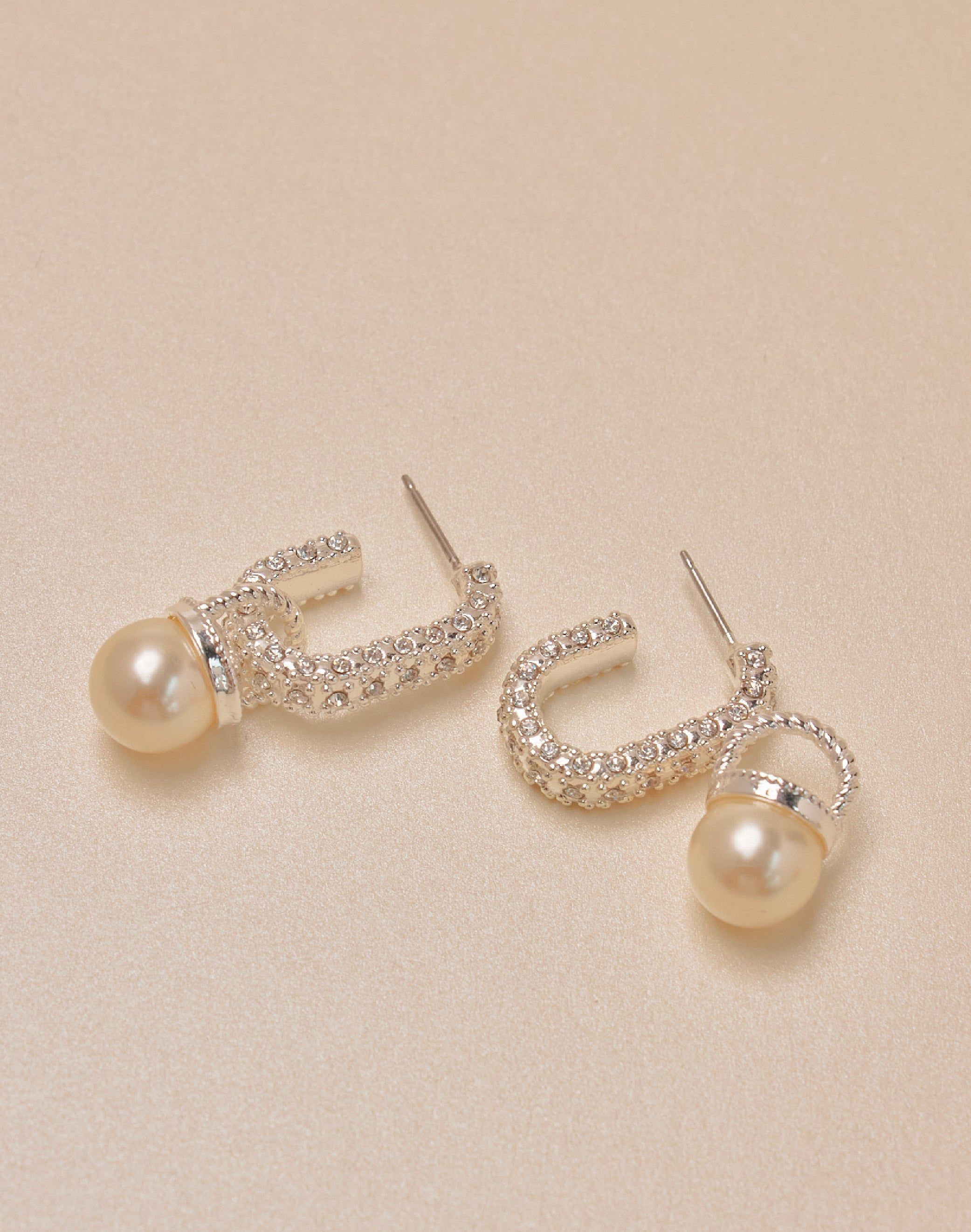Shiny Pearl Hoop Earrings