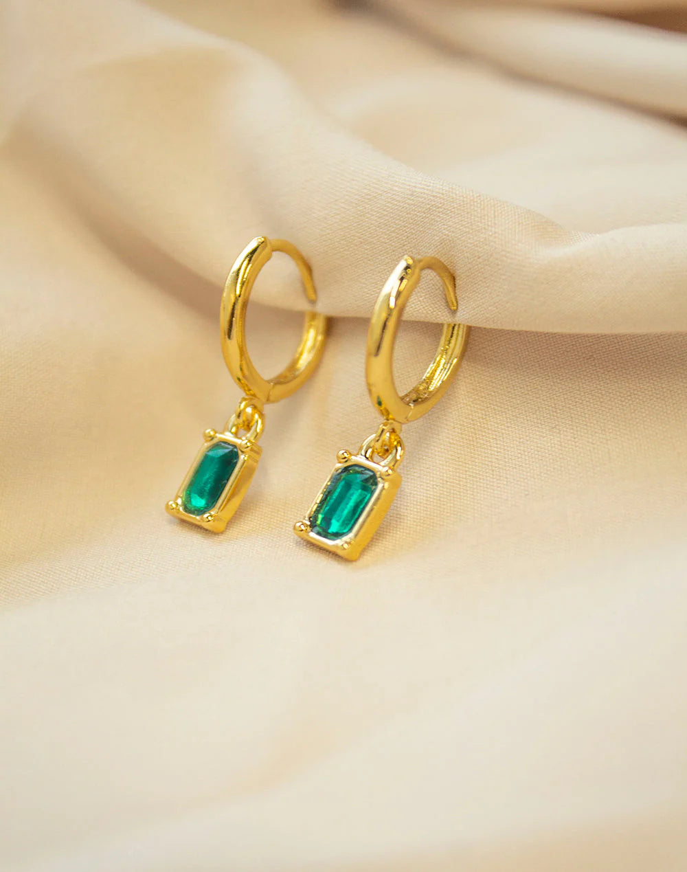 Milan Necklace & Stud Earrings Set